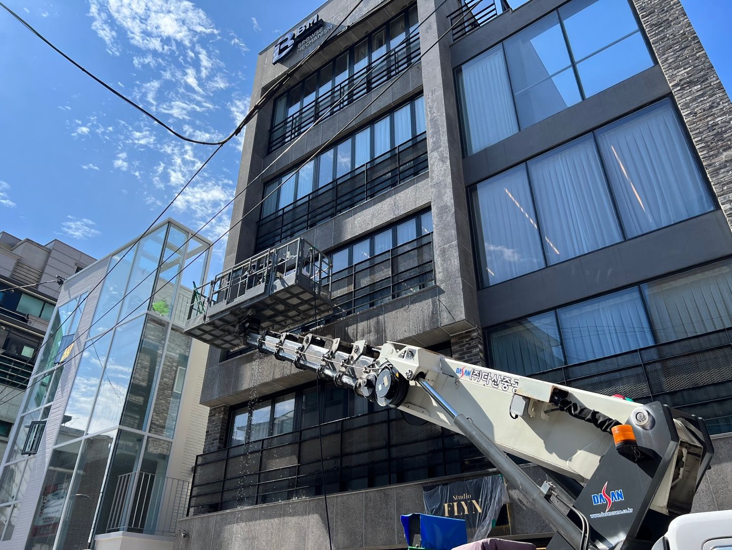 Ŭ���� �̹��� ��â.