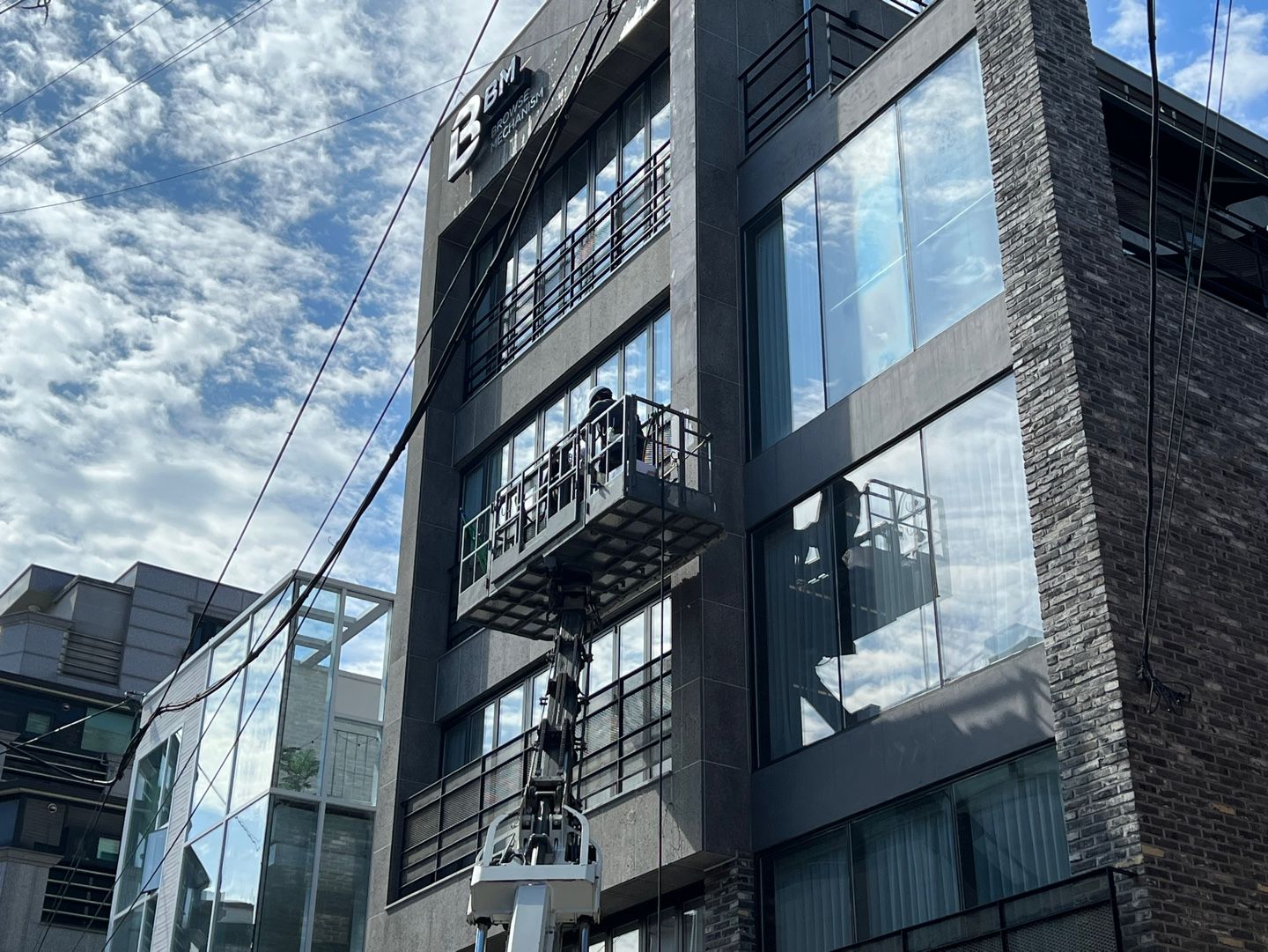 Ŭ���� �̹��� ��â.