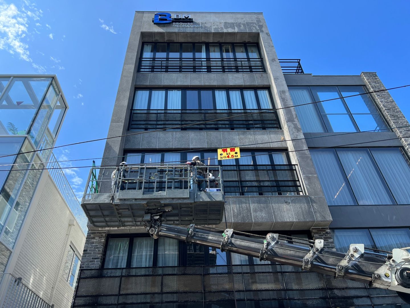 Ŭ���� �̹��� ��â.